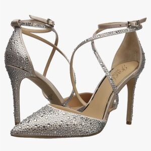 Jewel Badgley Mischka Women’s Tanya Pump Silver Rhinestone Heels Size 8.5